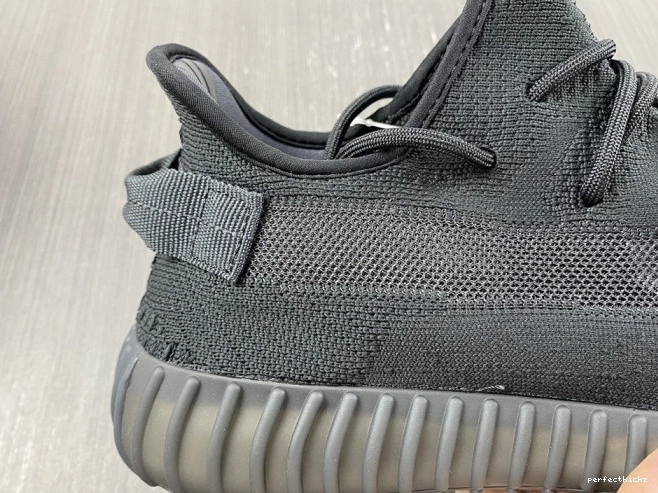 HQ4540 V2 Onyx 350 Adidas Boost Yeezy 0709